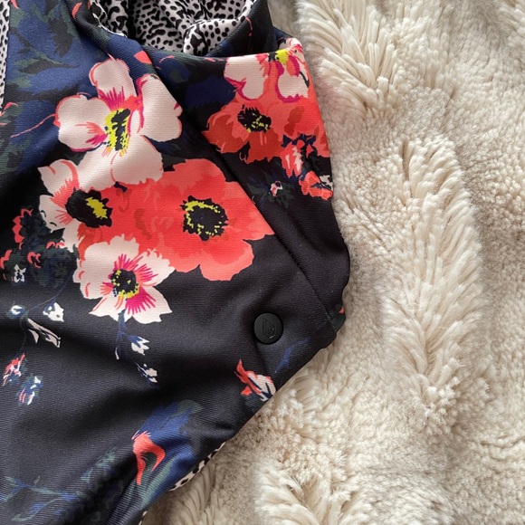 Volcom LEAF IT BE ONE-PIECE SWIMSUIT - BLACK - Picture 5 of 14